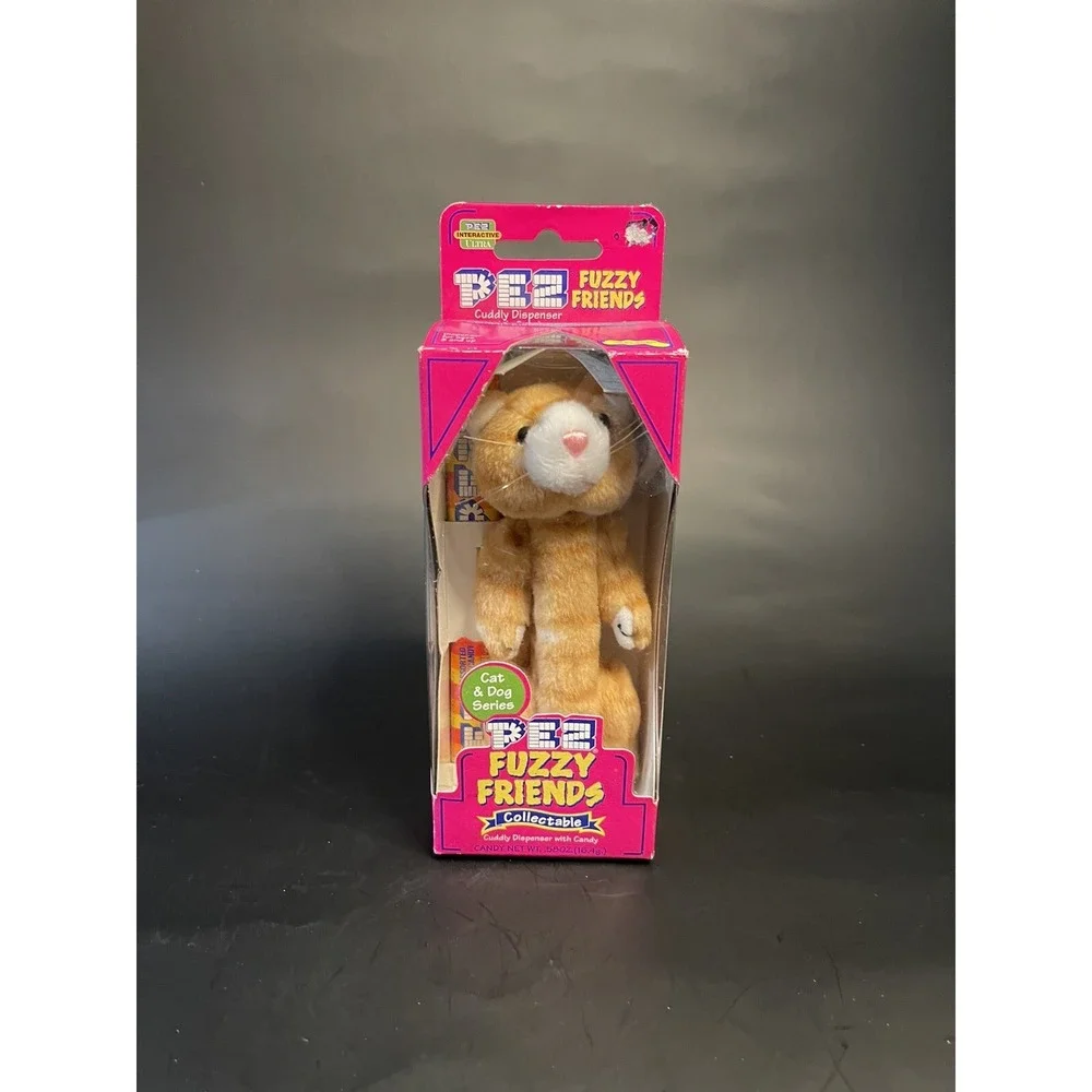 Puff The Cat Pez Fuzzy Friends Cuddly Dispenser DOB 6/20/01